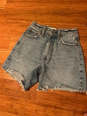 Abercrombie and Fitch dad short Curve love High-Waist Blue Denim Women's Shorts